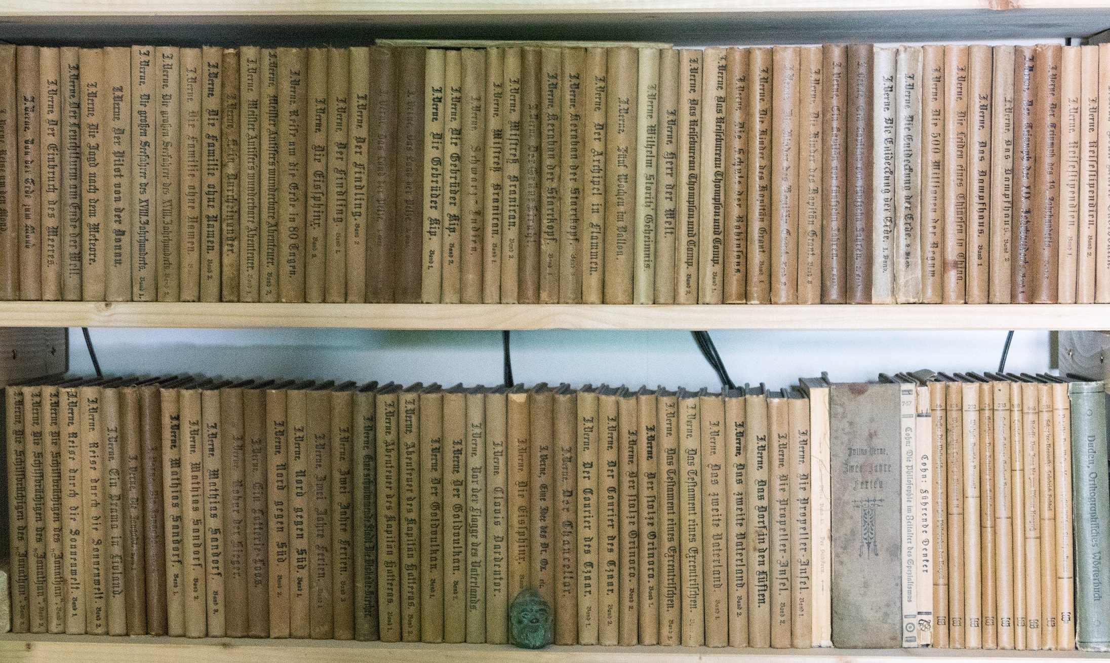 Издание Жюль Верна литературные путешествия - Вдохновить на роман