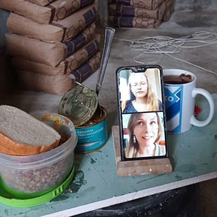 Фото эфир Екатерины Оаро на работе | Вдохновить на роман